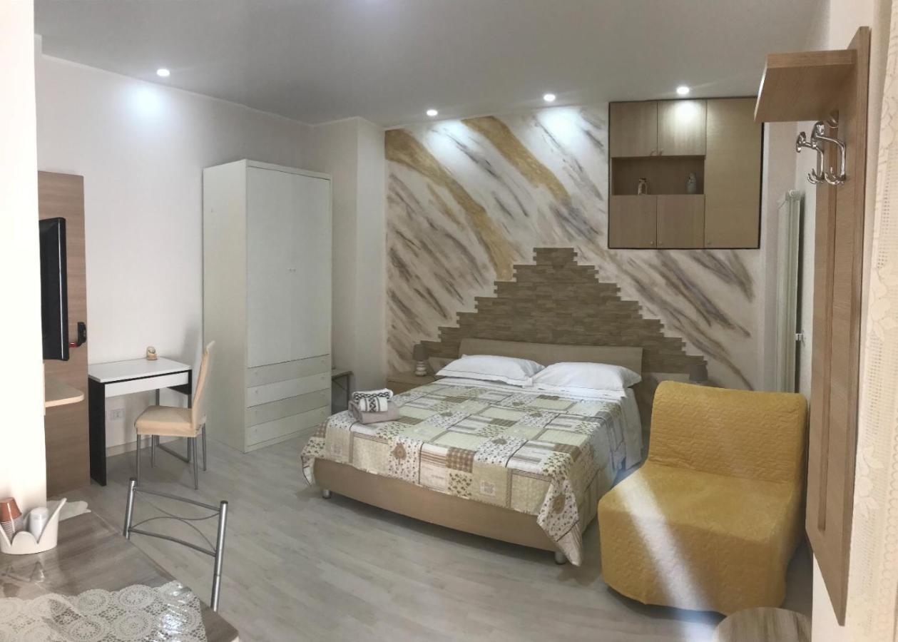 Bed And Breakfast La Volpe Rossa Regalbuto 外观 照片